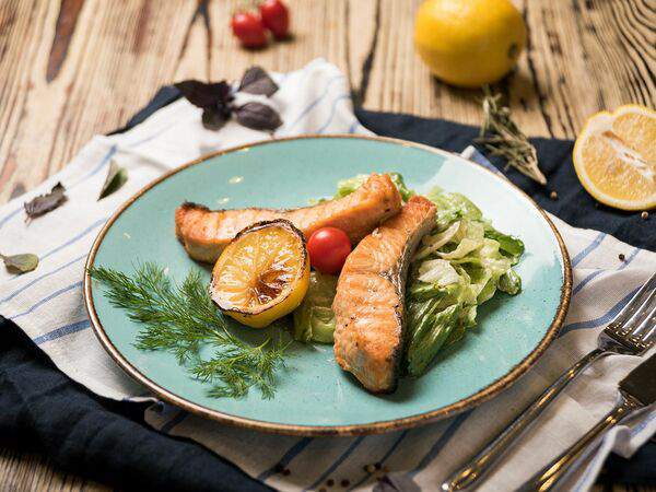 Сентропе - Семга с салатом Цезарь