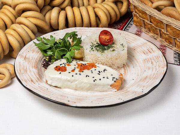 Казачок - Филе сёмги в сливочном-икорном соусе