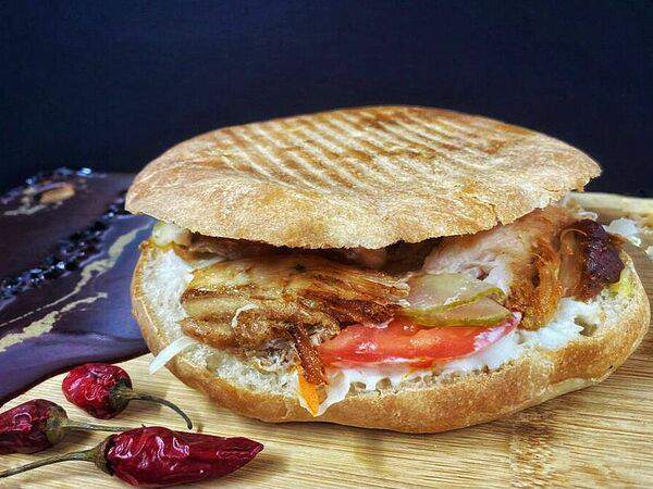 Шаурма у Петросяна - Гирос от Петросяна