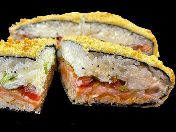 Crystal Sushi & Rolls - Ямайка с семгой