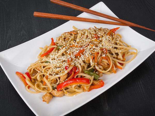 Аквасуши - Вок с курицей