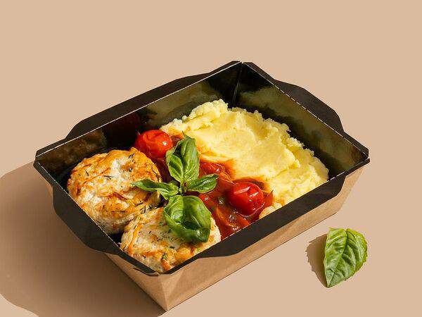 Greenbox - Биточки из индейки с картофельным пюре