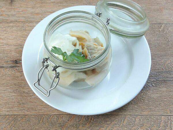 Дюжина - Запас соленых груздей