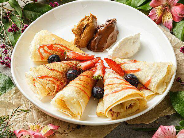 Вэлфед - Блинчики с тремя добавками, топпингом и ягодами