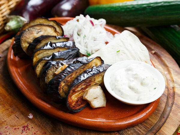 Мангал & гриль - Баклажан с курдючным салом на мангале