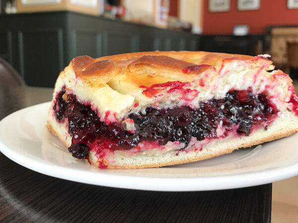 Штолле - Пирог с черной смородиной