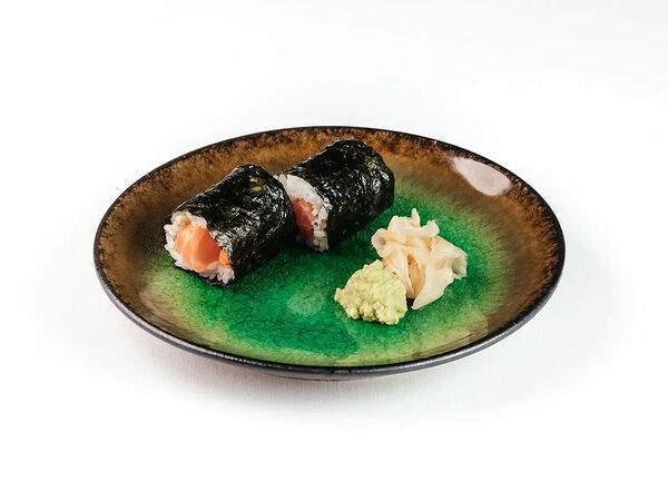 Avocado queen - Ручной ролл с лососем