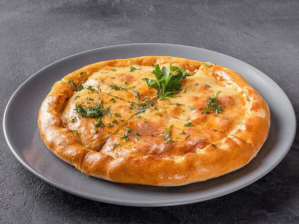 Гамарджоба - Кубдари с бараниной и зеленью