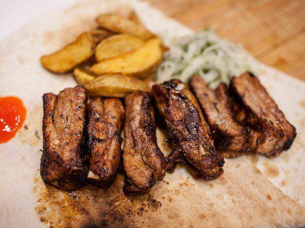 Абрикос - Шашлык из свиных ребрышек