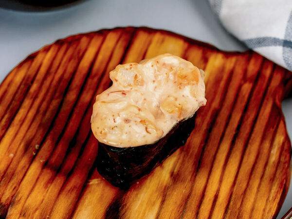 Василий - Гункан Спайси эби