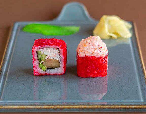 Вкусно House - Запеченный ролл Три Континента