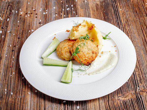 Parmesan - Щучьи котлеты с картофельным пюре