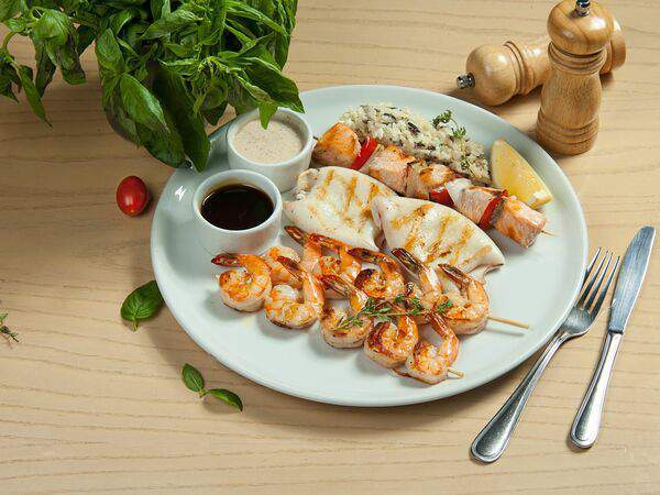 Перчини Grill & Wine - Ассорти гриль из морепродуктов