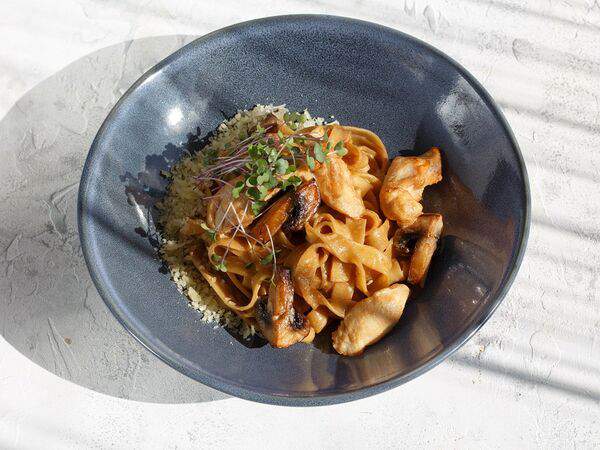 Большой Плов - Паста с курицей и грибами