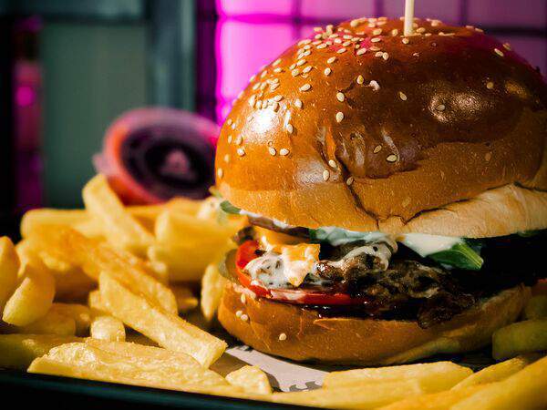 Hot Burger - Hot Cheeseburger с курицей combo