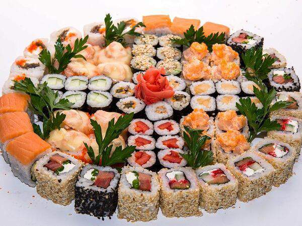 Японка - Дружная компания