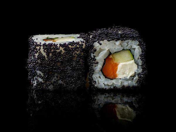 Японка - Филадельфия с тобико