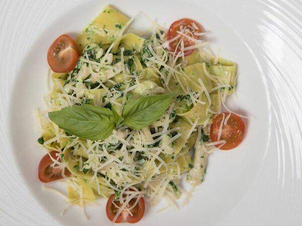 Брускетта - С курицей и шпинатом