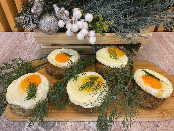 Парим & Варим - Бифштекс с яйцом