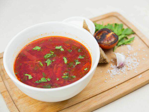 Лебединое озеро - Борщ с мясом и сметаной