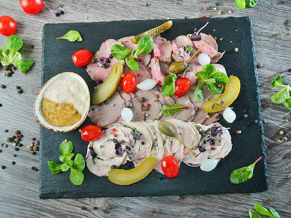 Ресторан Старый Город - Мясное ассорти собственного приготовления