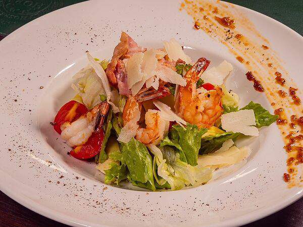 Hosper Hops Pub - Салат теплый с креветками и артишоками