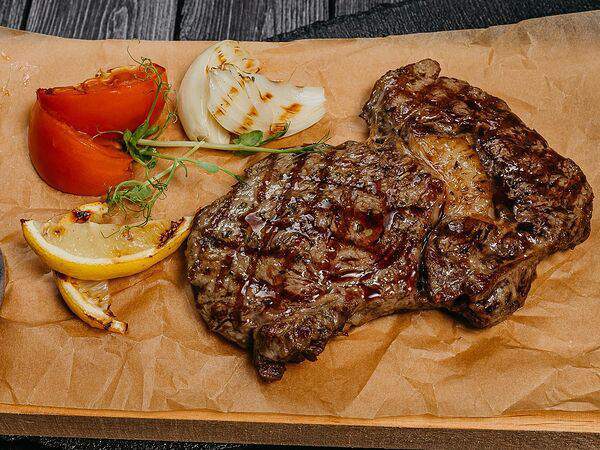 Best Hall - Стейк Стриплойн