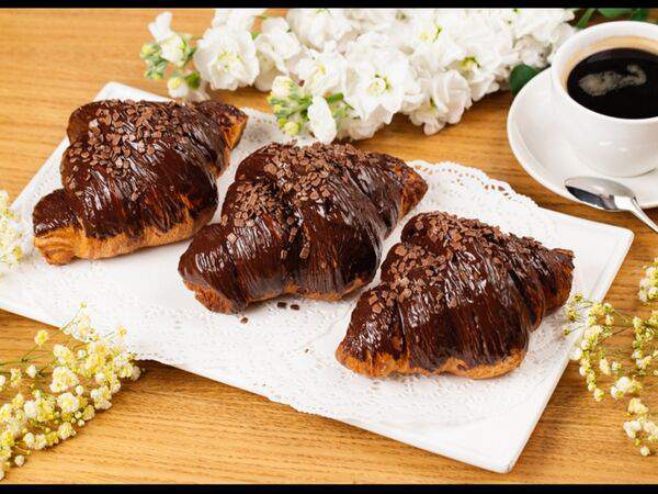 Theo - Круассан с шоколадным кремом