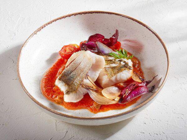 Pizzarella36 - Судак в томатном соусе с каперсами