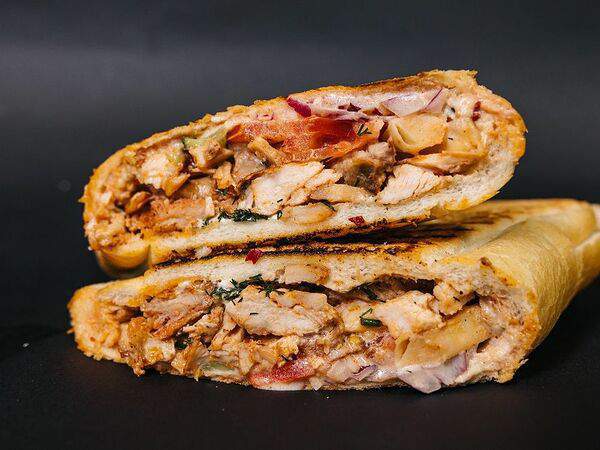 Donerhome - В булке с курицей гангстерская