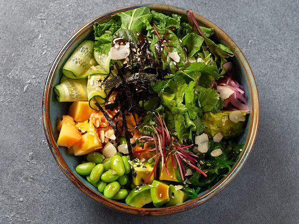 Goya - Поке с лососем