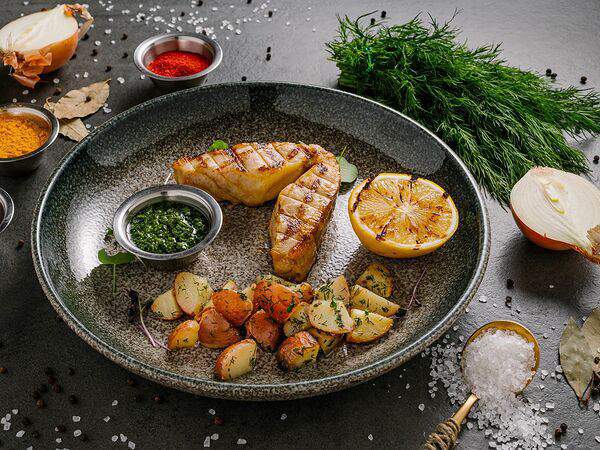 Белуга - Стейк из осетрины