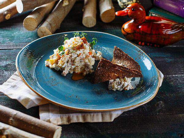 Дикая утка - Салат Домашнее Оливье с уткой