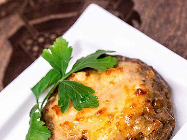 Kremlin - Котлета с грибами и сыром