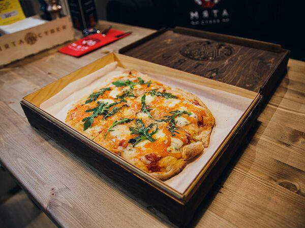 Мята Cyber Lounge Bar - Пицца Четыре сыра