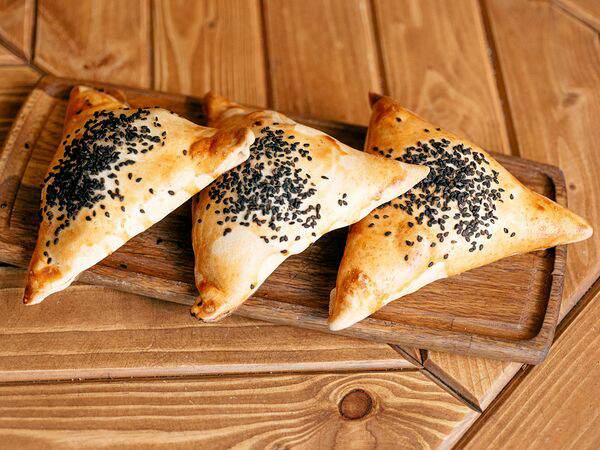 Хачапурия - Самса с говядиной