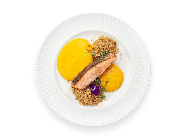 Da - Лосось с киноа и муссом из манго