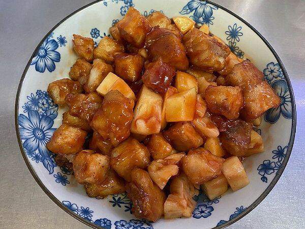 Цзао Ван - Хрустящая свинина с ананасами