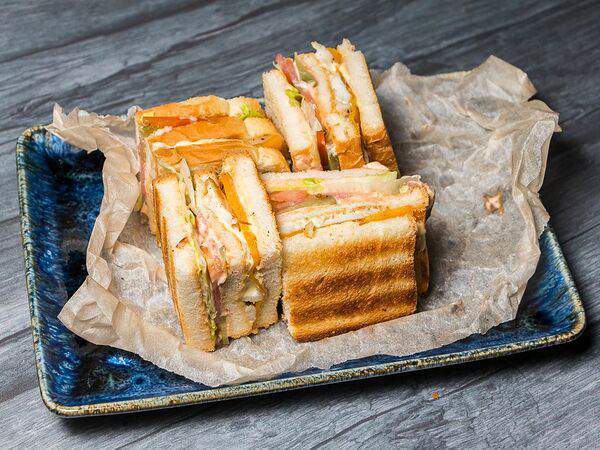 Nuahule - Blt Сэндвич