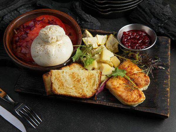 Коптильня - Сырная доска собственного производства