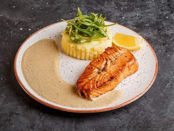 Библос - Филе лосося c картофельным пюре