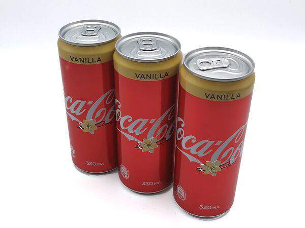 Кафе-пекарня Susser - Напиток Кока-Кола Ванила ж/б 0,33 л