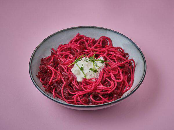 Manick Cakes - Паста со свеклой и страчателлой