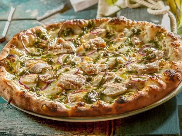 Мама Рома - Пицца Цезарь