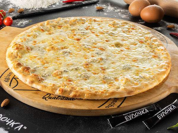 Булочка - Пицца Четыре Сыра