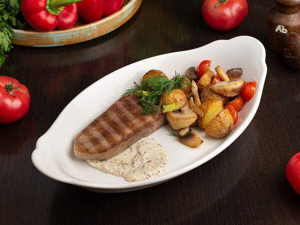 Абсолютъ - Язык на гриле со сливочно-горчичным соусом