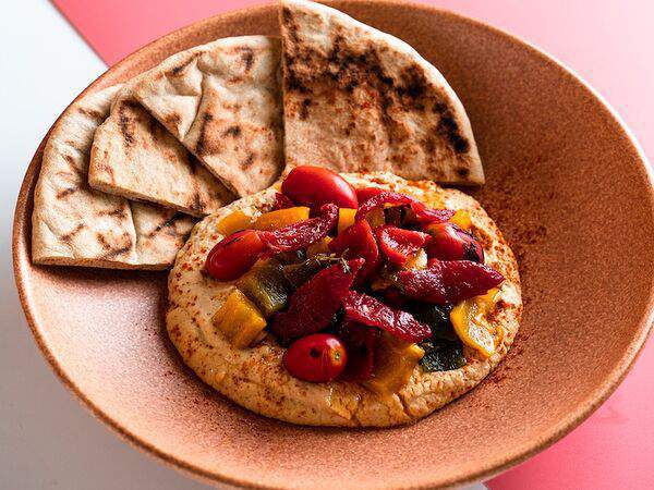 Свет - Хумус с запеченными овощами