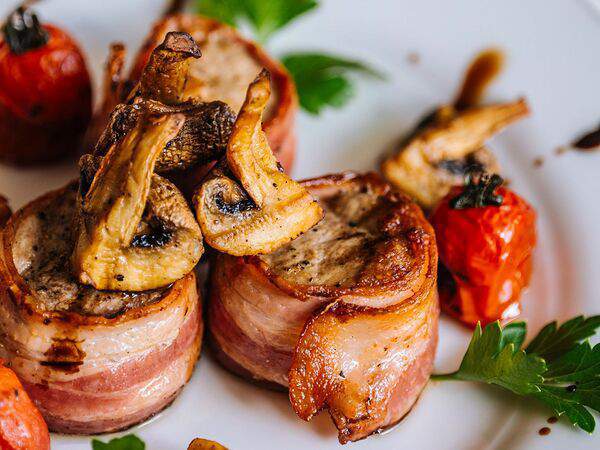 Столыпинъ - Медальоны в беконе