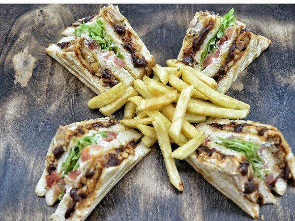 Ахиллес - Клаб-сэндвич с ветчиной