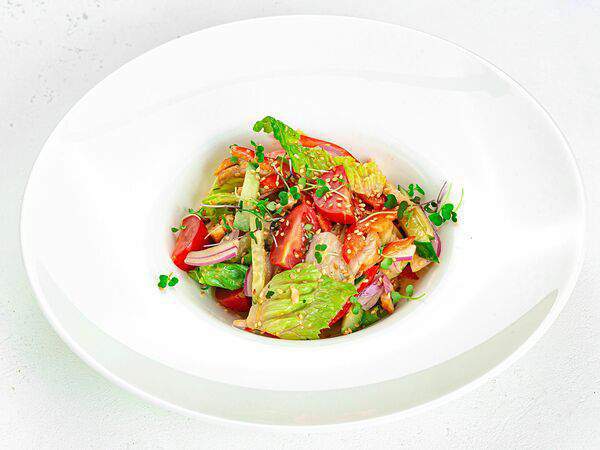 Мишлен - Салат по-тайски с курицей и овощами